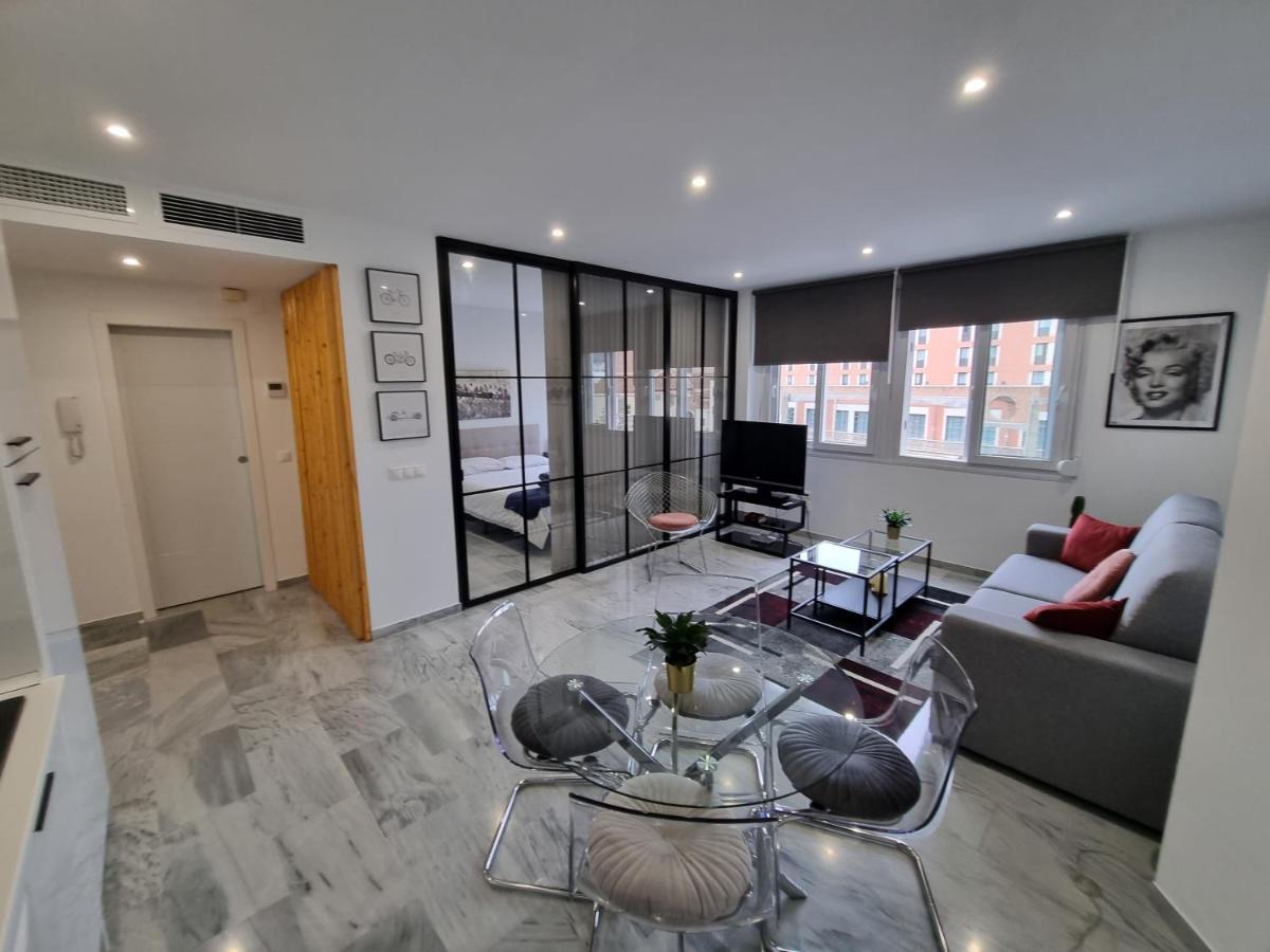 Atocha 3 Apartment Malaga Ngoại thất bức ảnh